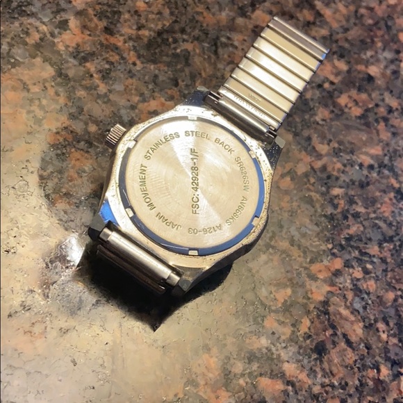 Watch - Picture 4 of 4